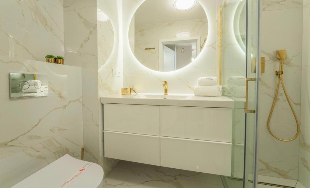 Sun Towers 86 Apartment Swinoujscie Luaran gambar
