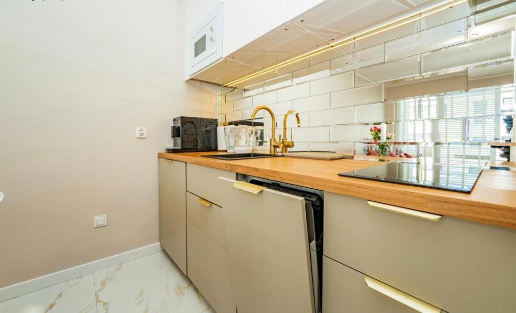Sun Towers 86 Apartment Swinoujscie Luaran gambar